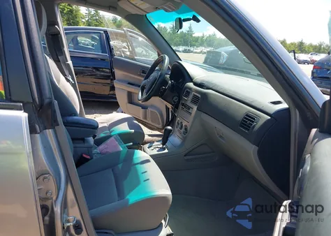 2008 Subaru Forester 2.5X из США, поврежденный, VIN JF1SG636X8H712798